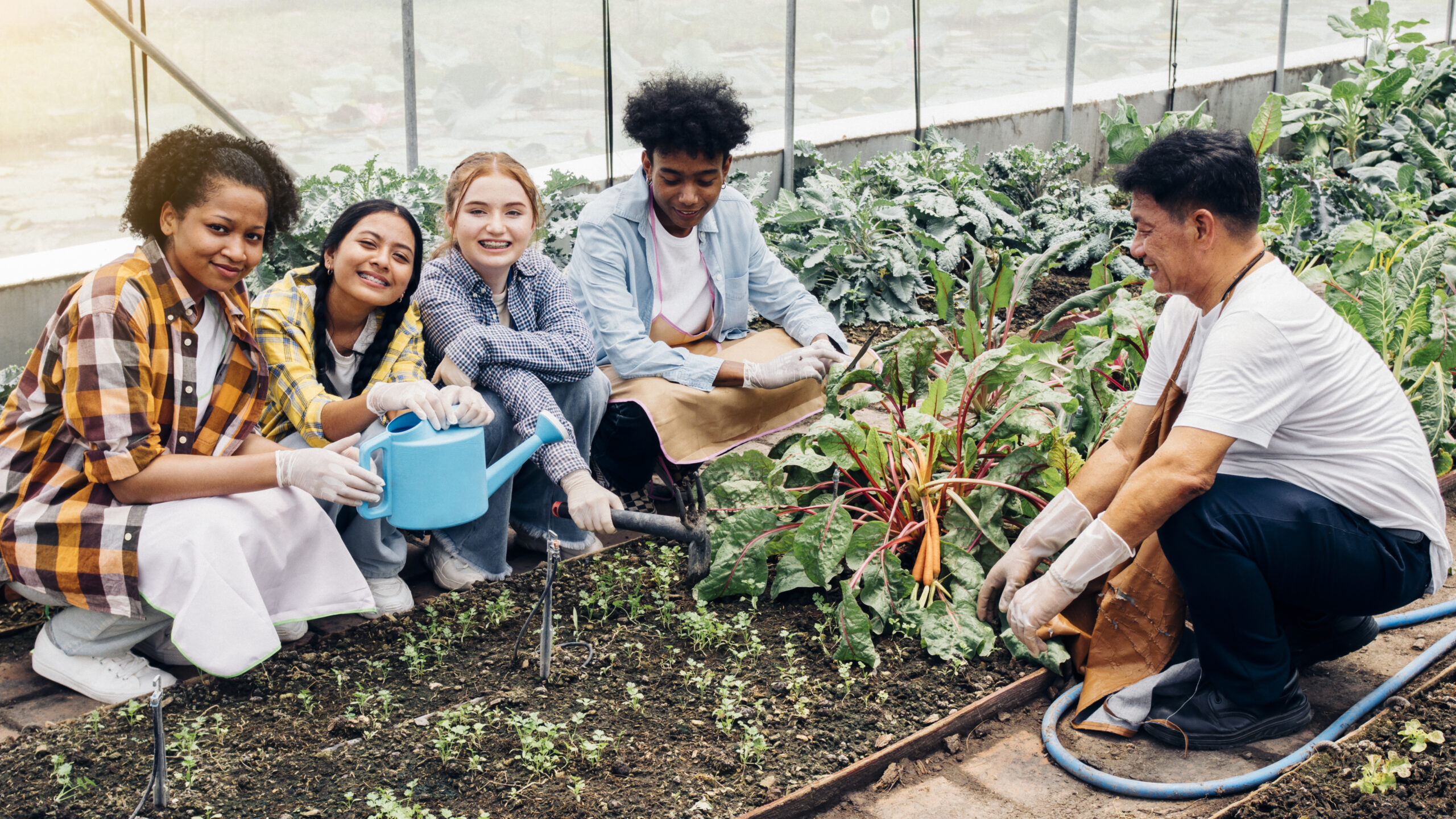 Unlocking the Secrets of Sustainable Gardening: Tips to Empower Your Green Journey teenagers learn about vegetable gardening